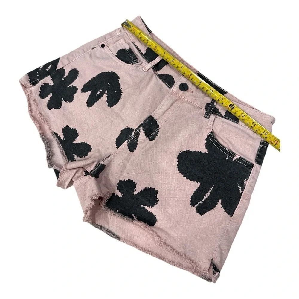 Smoke Rise Red Black Jean Shorts with Bold Floral Print size L